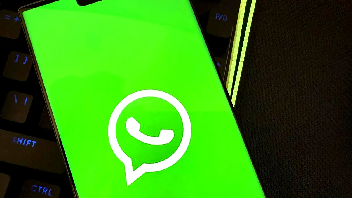 WhatsApp nu are coș de gunoi, dar iată cum poți recupera conversațiile și fișierele șterse