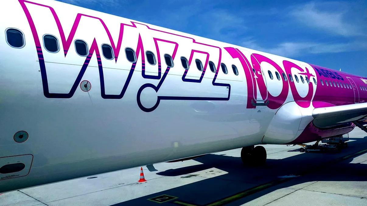 Wizz Air suspendă zborurile către Tel Aviv și Amman. Cum pot recupera pasagerii banii daţi pe bilete?