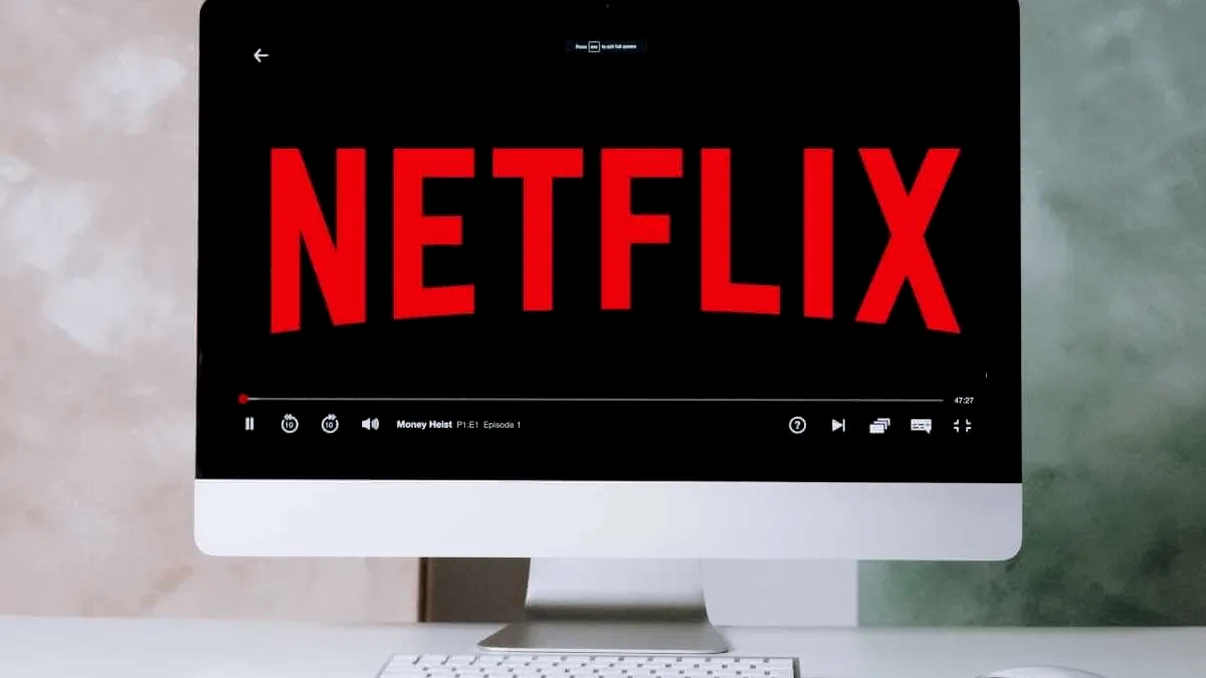 Nemuritorii se întorc: Continuarea de pe Netflix care te face să simți fiecare glonț. E pe primul loc în top