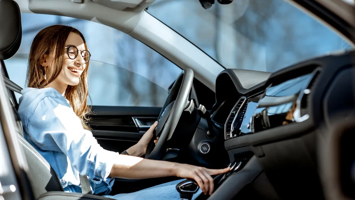 Cum să răcoreşti maşina în mai puţin de 40 de secunde? Metoda din cinci mişcări care te salvează de căldură