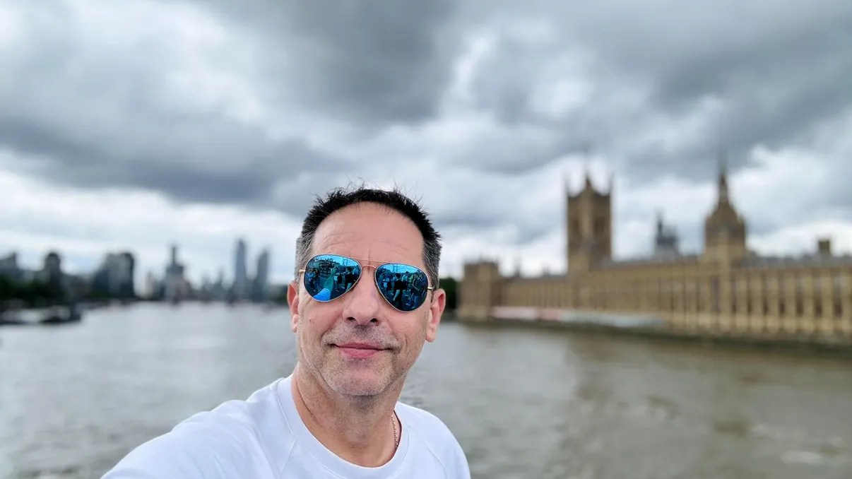 Dan Negru, mesaj pentru români, de ziua Franţei. 