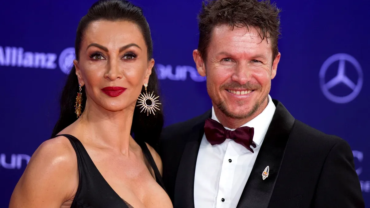Felix Baumgartner, partenerul Mihaelei Rădulescu, a murit. Parașutistul a căzut după un zbor cu parapanta. Ultimele imagini cu el în viață, surprinse de vedeta TV