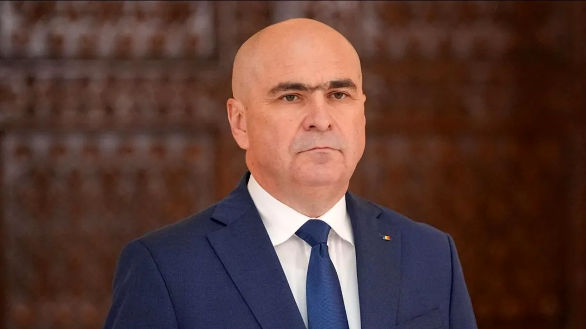 Ilie Bolojan nu e pus pe curățenie doar în administrația publică. Cum a fost surprins la congresul PNL: „Face astfel de gesturi de mult”