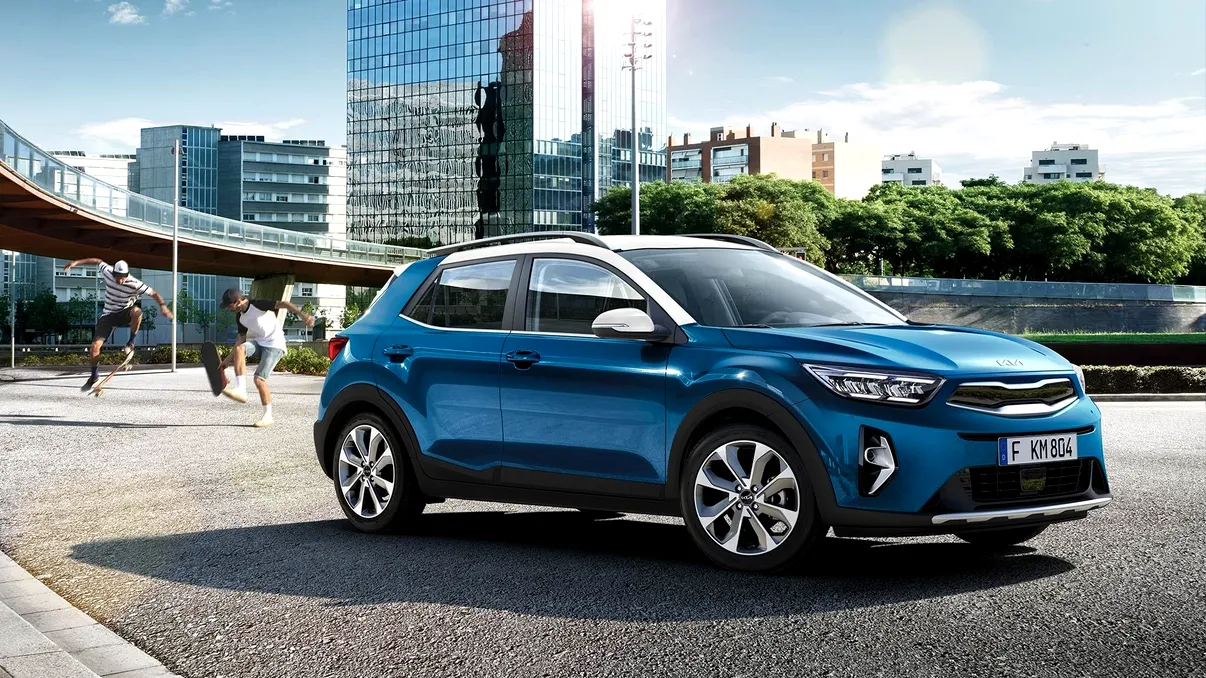 Kia Stonic 2026 primește un facelift radical: micul SUV se reinventează pentru Europa