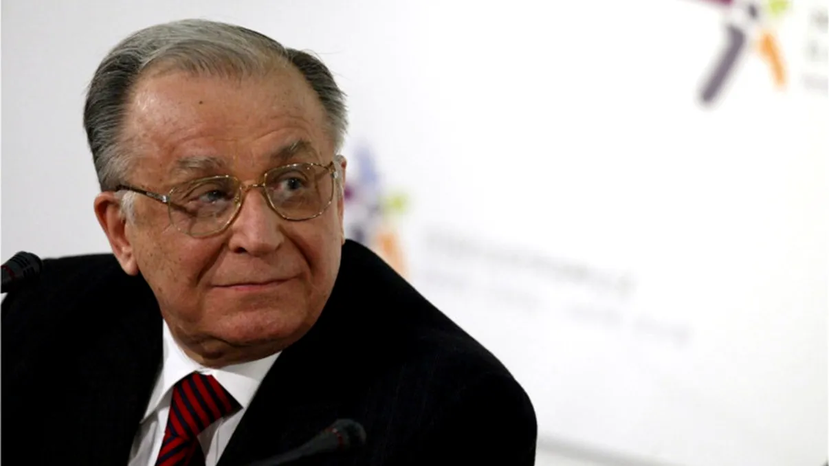 Ce se întâmplă cu Ion Iliescu. Medicii care îl îngrijesc au făcut anunțul: „Necesită suport respirator”