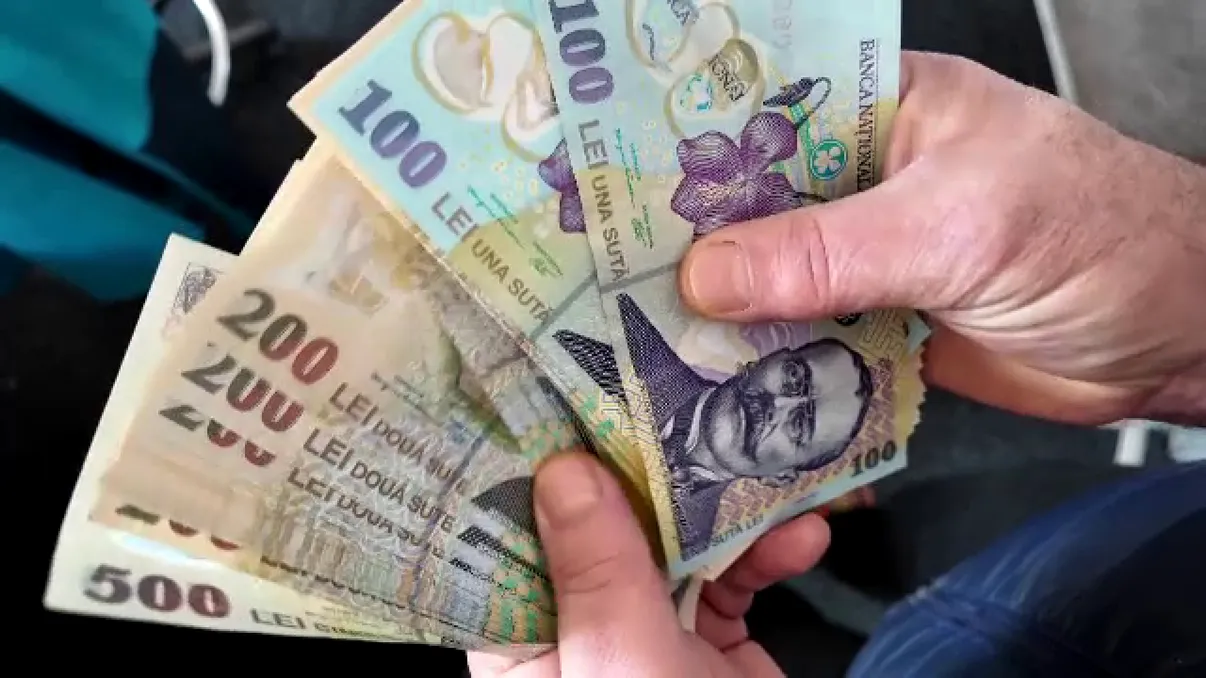 Unde poți să investești 10.000 de lei în 2025 ca să scoți profit fără stres?