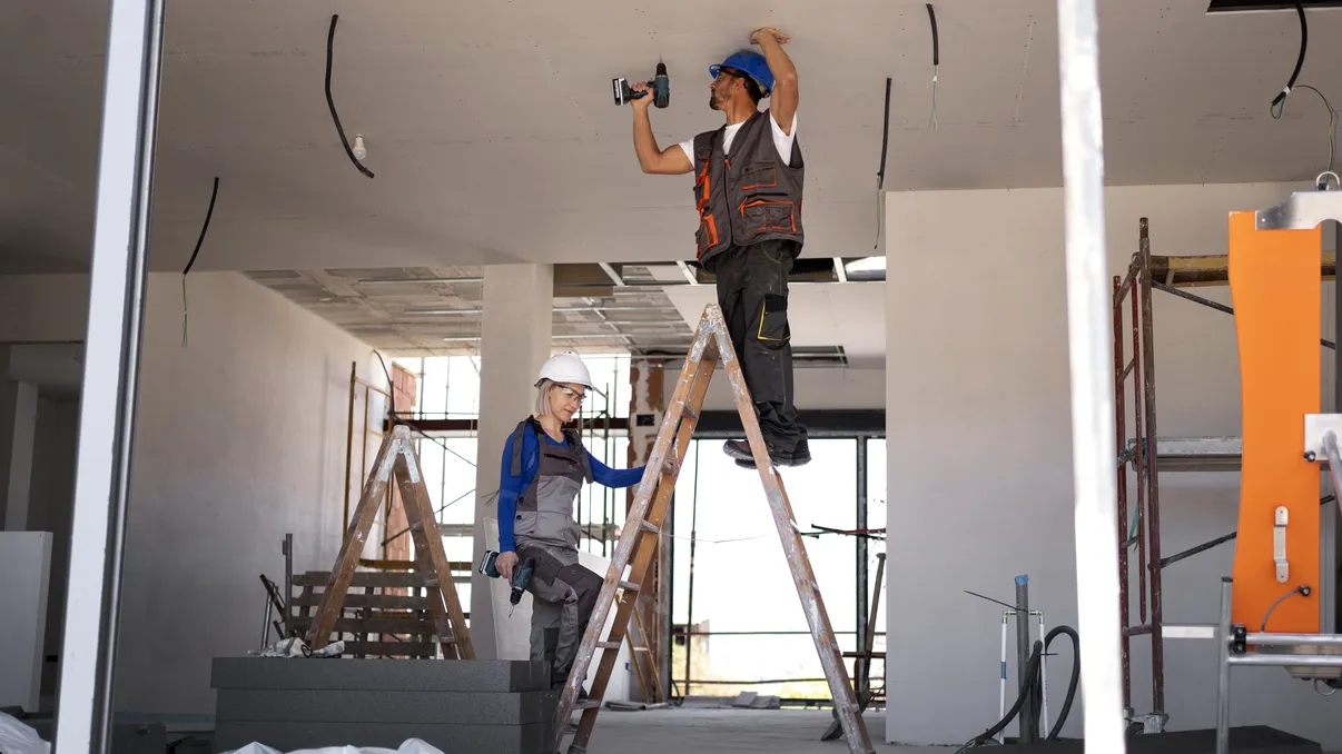 Când ai nevoie de autorizație pentru renovări în apartament, conform legii. Ce lucrări sunt permise fără aprobări