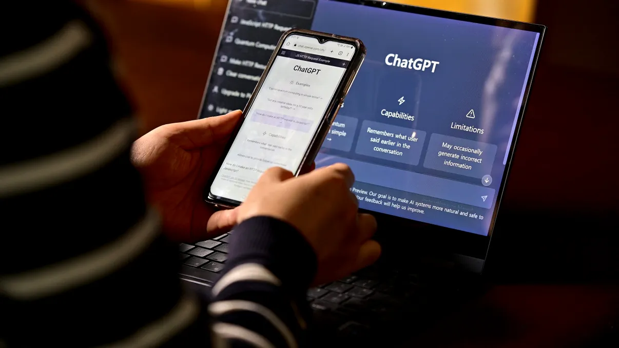Un cercetător a păcălit ChatGPT să dezvăluie chei Windows valide: cum a reușit „jocul” periculos