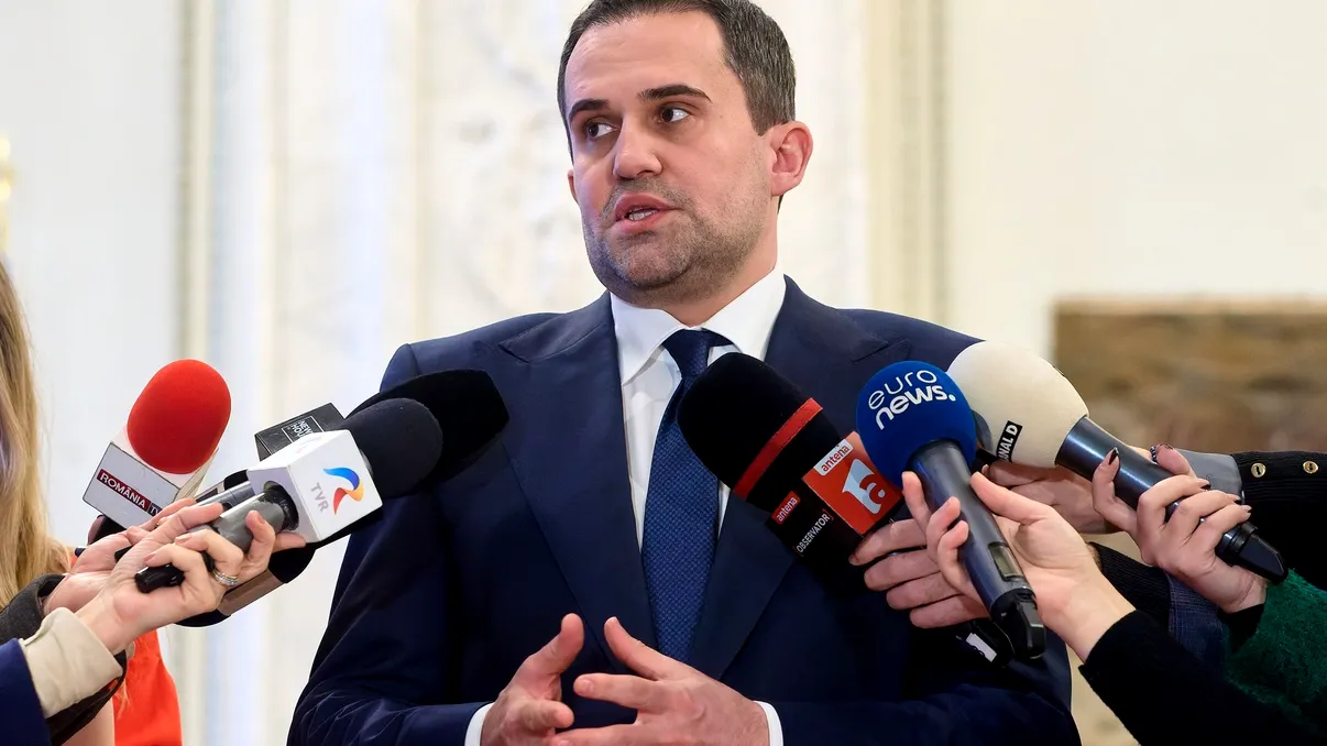 Un nou caz de mită la nivel înalt. Ministrul Transporturilor, Ciprian Şerban, a dat bani de şase ori înainte de a denunţa fapta: 