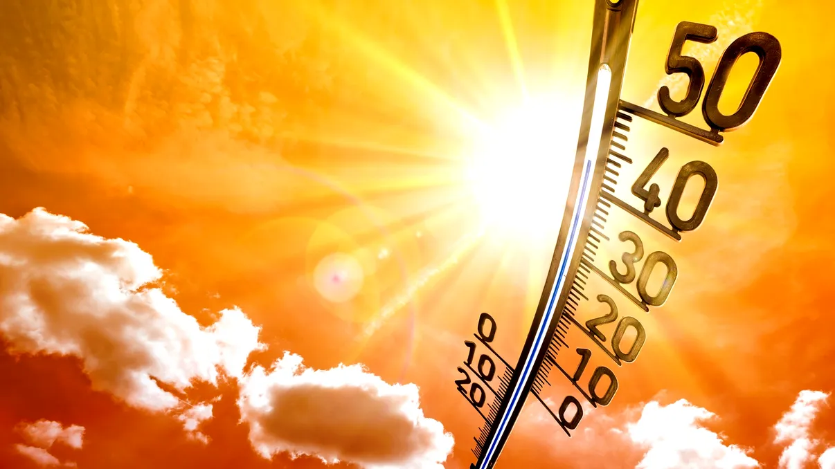 Până când ține noul val de caniculă? Meteorologii au emis cod galben, temperaturile se apropie iar de 40 de grade Celsius