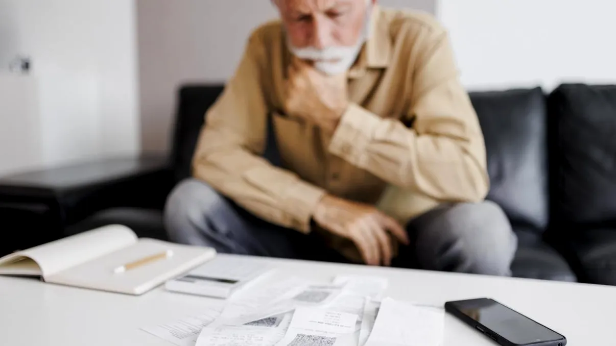 Soțul, soția sau părinții coasigurați nu mai sunt scutiți de plată. Ce se schimbă de la 1 septembrie