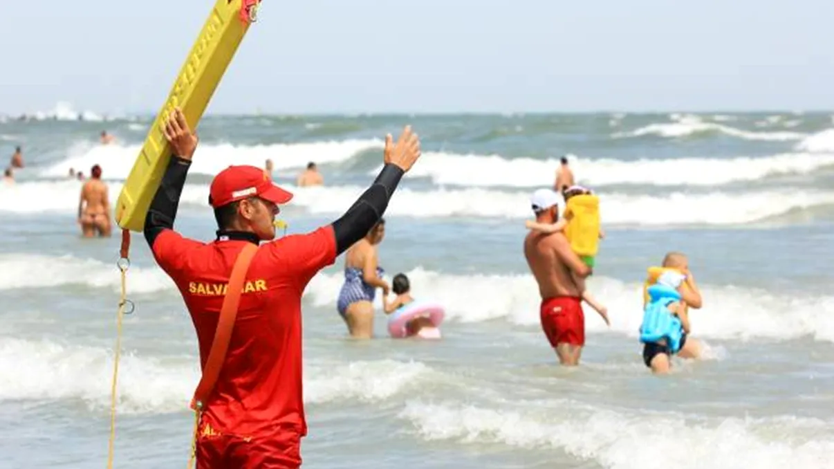 Vacanță sfârșită tragic în Jupiter. Un bărbat de 37 de ani din București s-a înecat