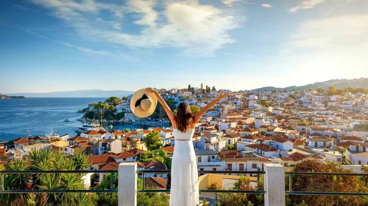 Cea mai bună perioadă să mergi în Grecia. Descoperă avantajele extrasezonului pentru o călătorie unică