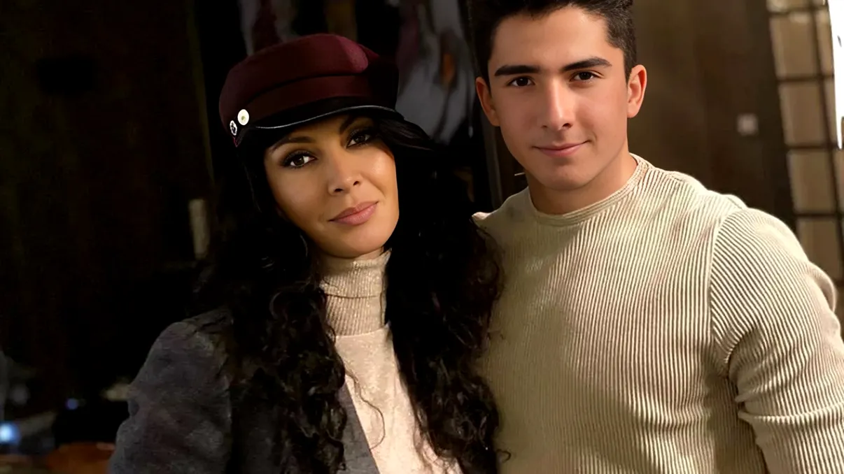 Imagini rare cu Ayan, fiul Mihaelei Rădulescu. Nu a mai apărut în public de 5 ani. E student în SUA și are propria afacere