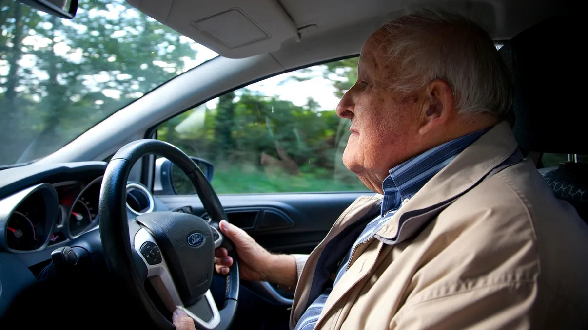Limită de vârstă pentru şoferii din această ţară. Nu mai au voie să conducă dacă au împlinit 80 de ani
