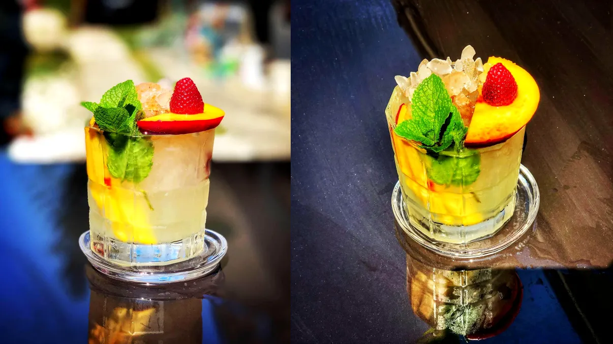 Cum faci un cocktail cu lichior de piersici și migdale, o bucurie lichidă cu gin ce-ți aduce aminte de plăcintă - Peach Cobbler