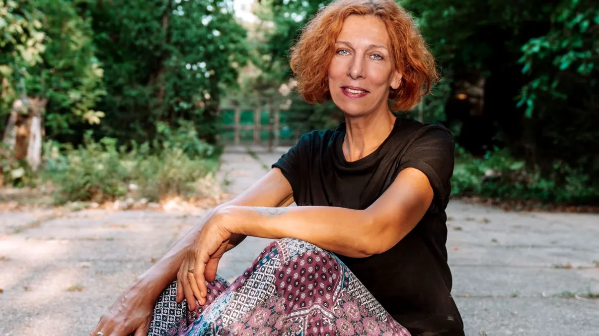 Prima româncă decorată de Volodimir Zelenski. Prințesa Brianna Caradja a primit distincția „Inima de Aur” din partea președintelui Ucrainei