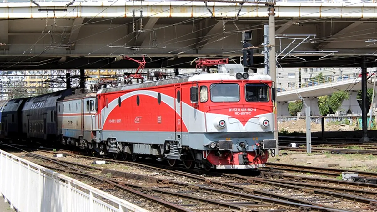 Câţi lei vei plăti în plus pentru călătoriile cu trenul. Prețurile biletelor CFR cresc începând de azi