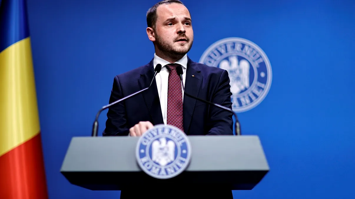 Ministrul Sănătății schimbă legea: medicii de la stat nu vor mai putea trimite pacienții la privat