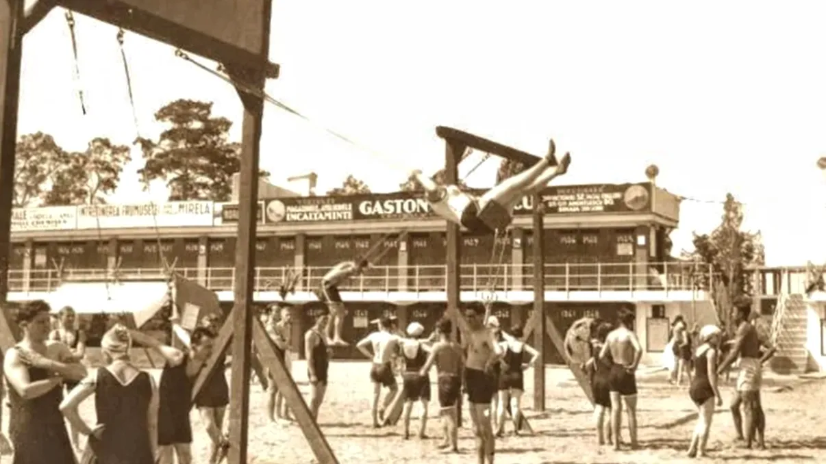 Cum se răcoreau bucureștenii în 1937, într-o zi de caniculă extremă. „Termometrele arătau 60 de grade. O arșiță cumplită”