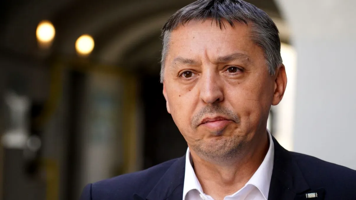 Ce le amintește Daniel David profesorilor, cu doar o zi înainte de începerea anului școlar. Mesajul transmis de ministrul Educației: „Școala este în primul rând a copiilor”