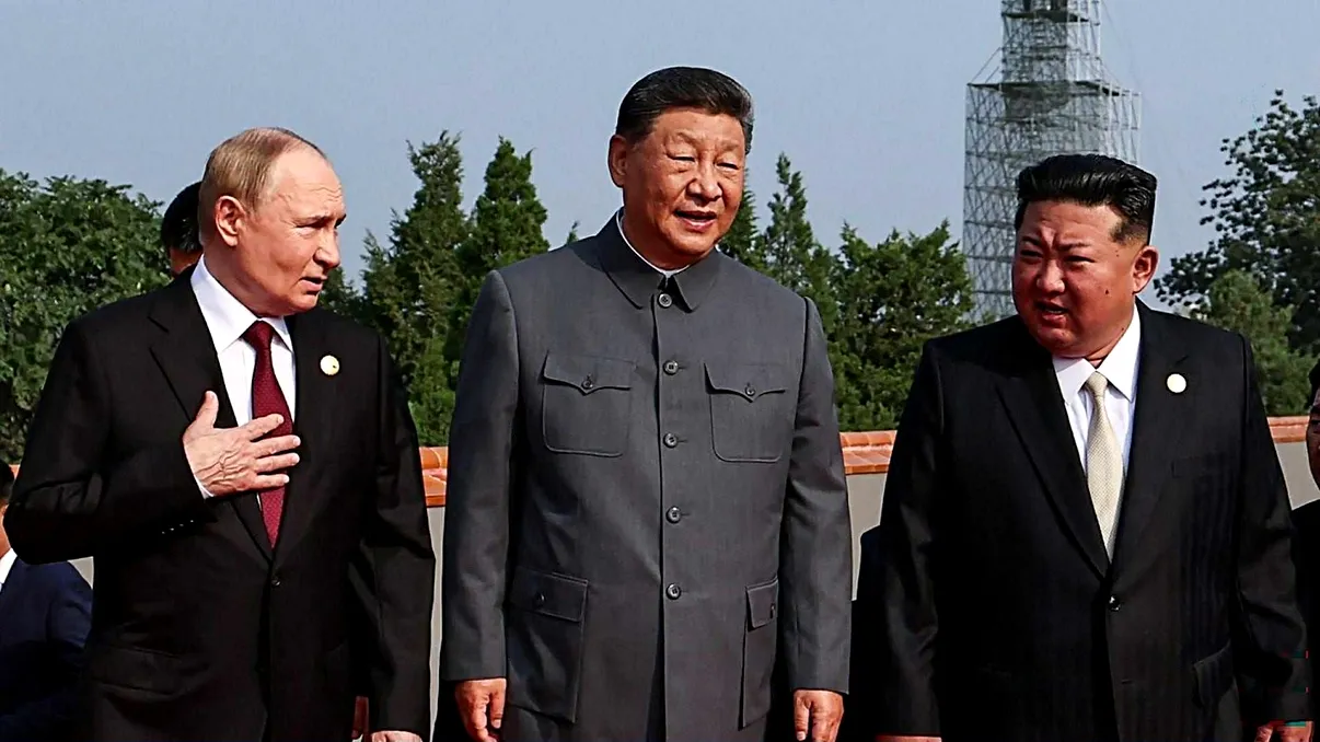 Ce vorbeau dictatorii Xi, Putin și Kim când credeau ca nu-i aude nimeni și microfoanele sunt oprite: “Există șansa de a trăi până la 150 de ani”