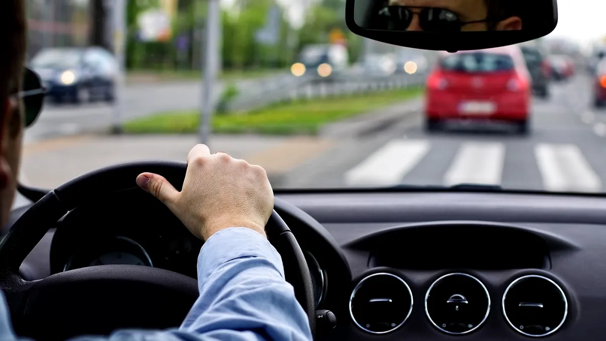 Cum se calculează viteza medie pe drumurile din România și ce amenzi primești pentru depășirea ei