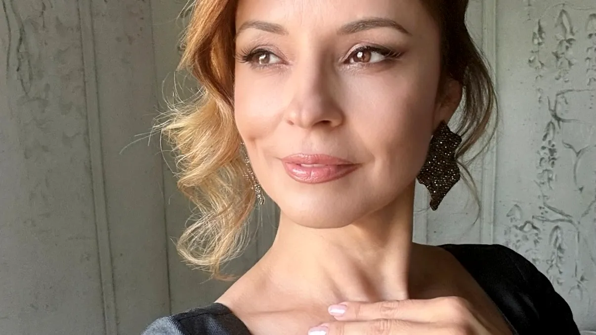 După luni de zile de la despărţirea de Adrian Brîncoveanu, Andreea Marin vorbeşte despre viaţa personală. 