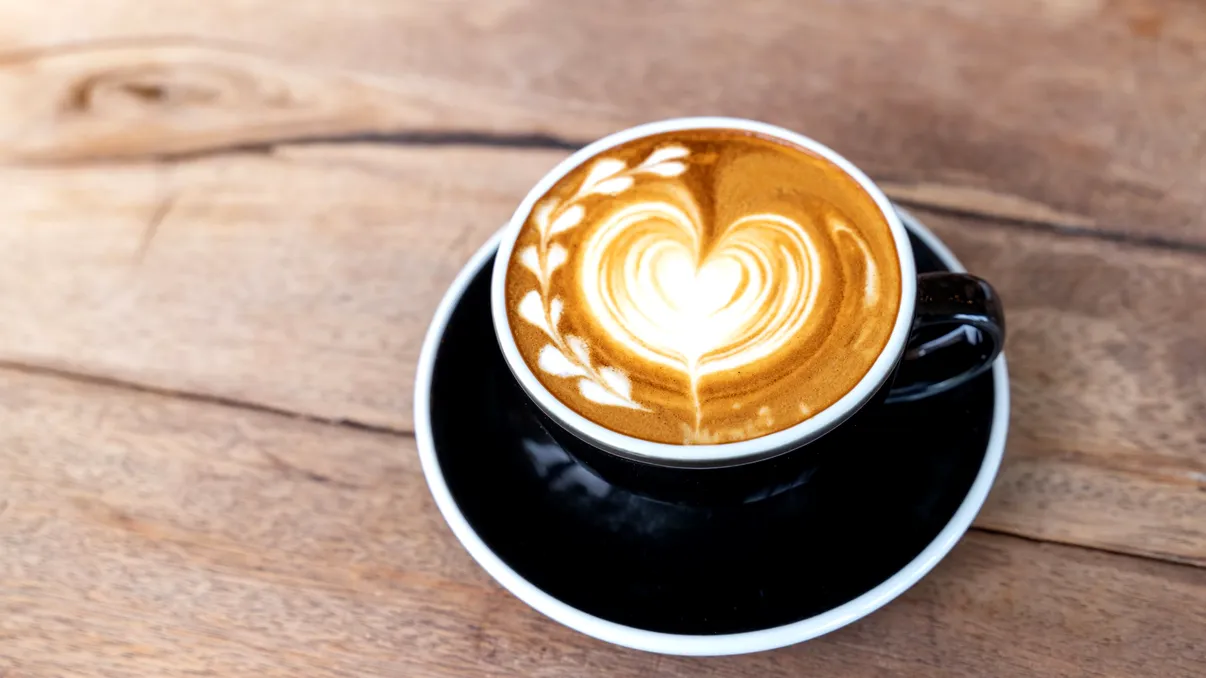 De ce nu se bea cappuccino după ora 11, conform italienilor? Cafeaua pe care o poţi consuma oricând