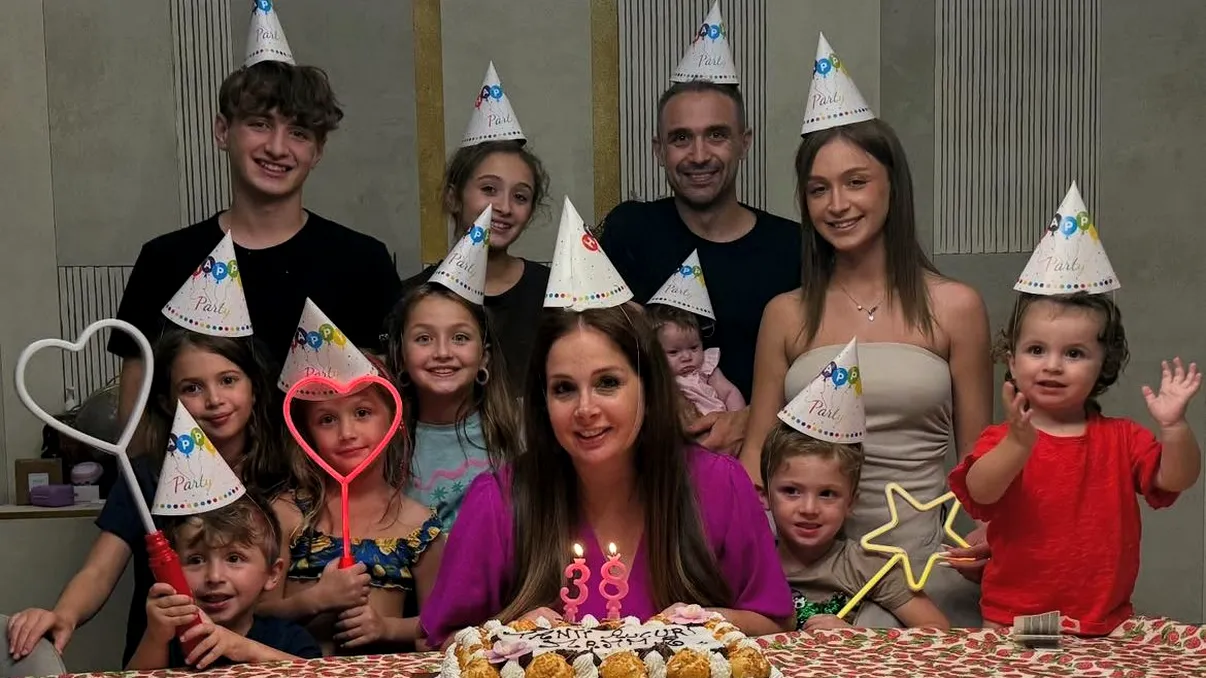 Cât cheltuie lunar un cuplu cu 10 copii, în Italia. Tatăl este mecanic: 