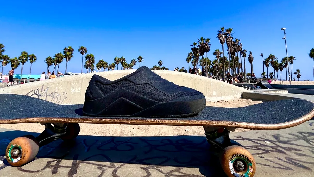 Pantofi imprimați 3D, disponibili pentru comandă: începutul unei revoluții în încălțăminte