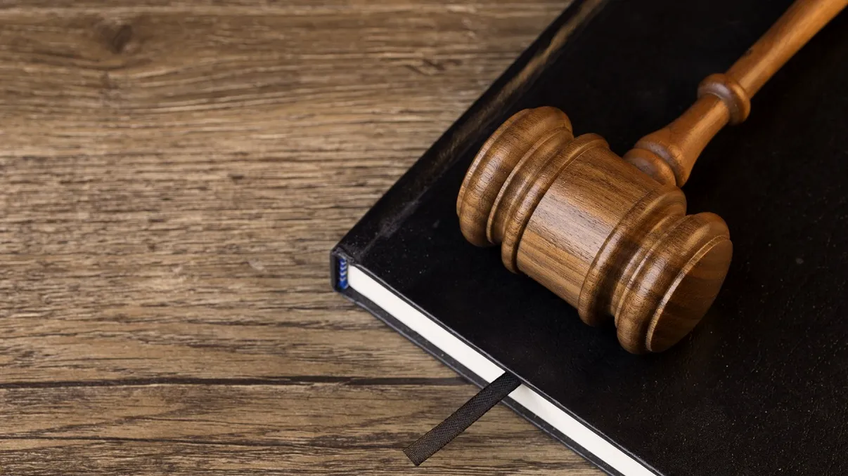 Cum se stabilește cota-parte din spațiile comune și de ce contează la vânzare