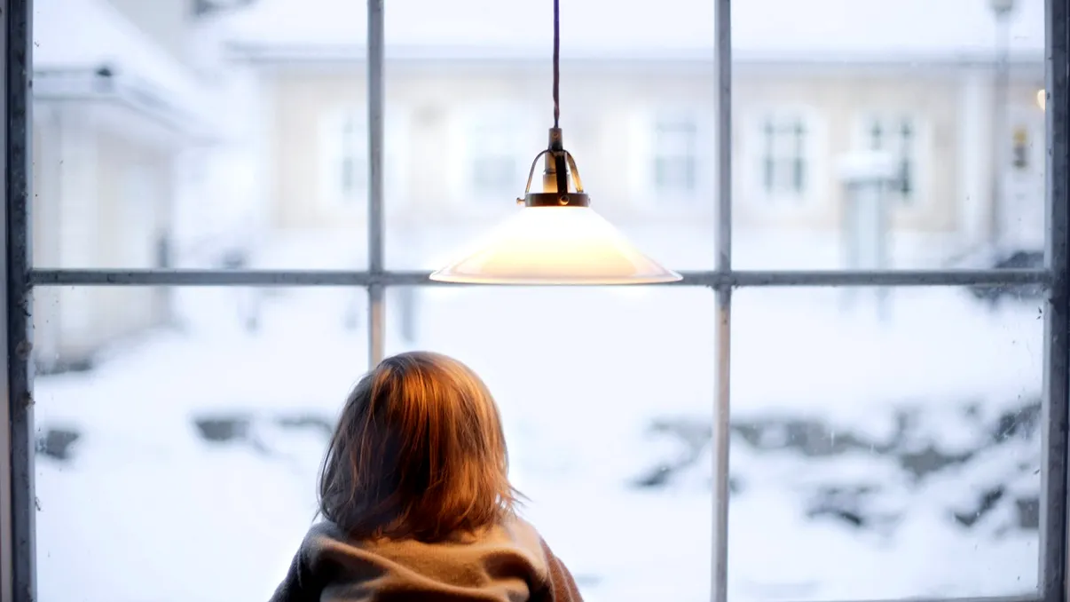 Folia termoizolantă pentru ferestre: cu cât poate să scadă factura la curent. Ce este și cum se montează corect