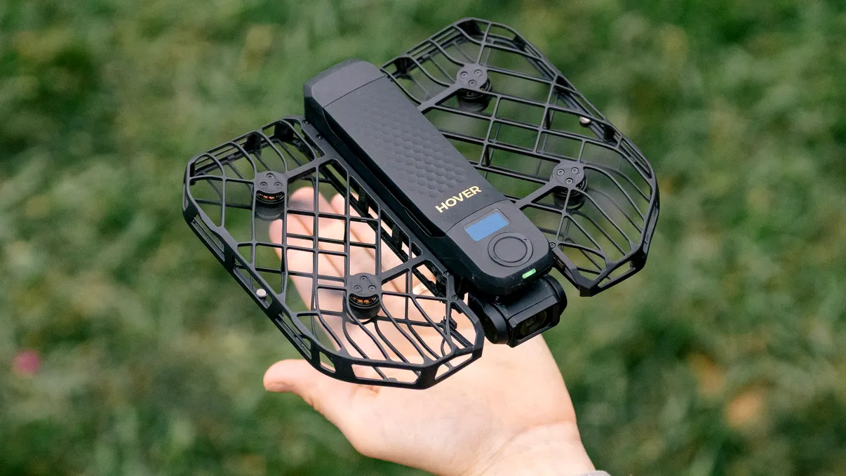 Cele mai bune invenții ale anului 2025, potrivit revistei TIME: de la drone care te filmează singure la saltele inteligente și frigidere solare