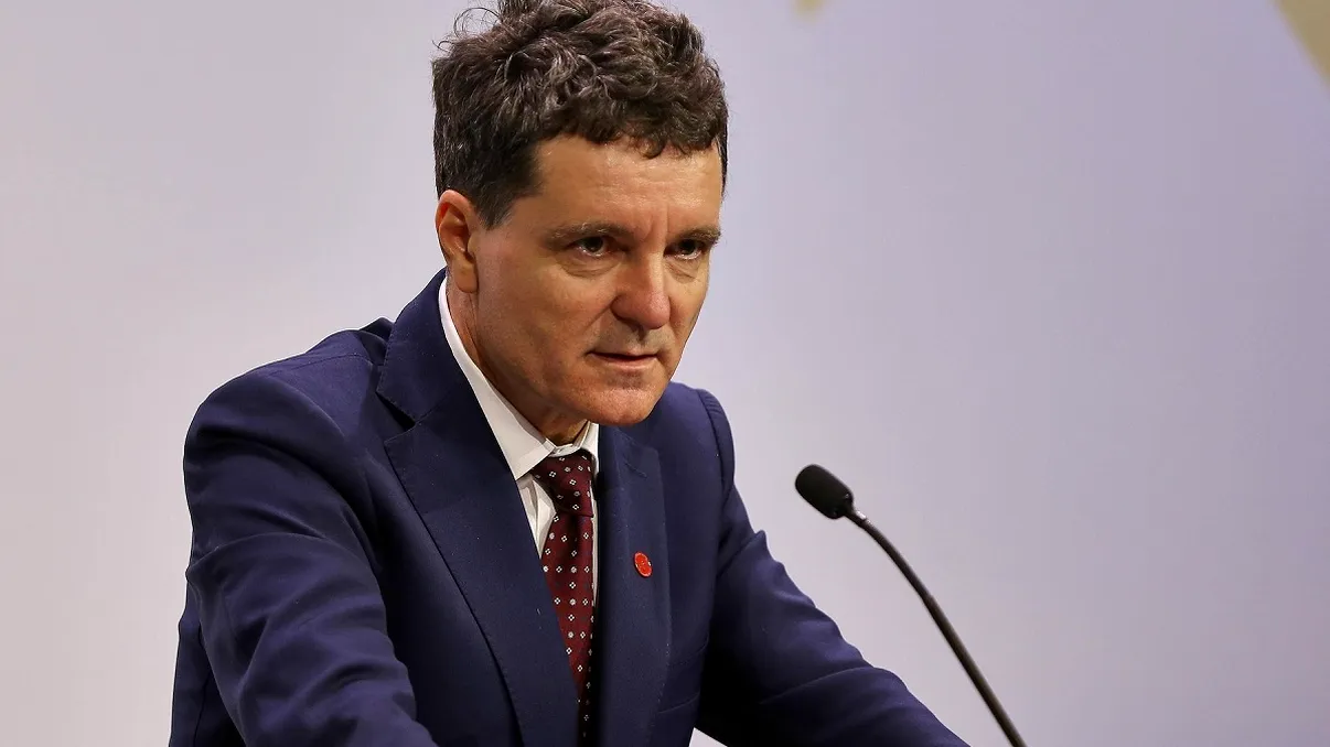 Nicuşor Dan a promulgat legea privind monitorizarea electronică a inculpaţilor. Alertele la trecerea frontierei vor fi transmise în timp real