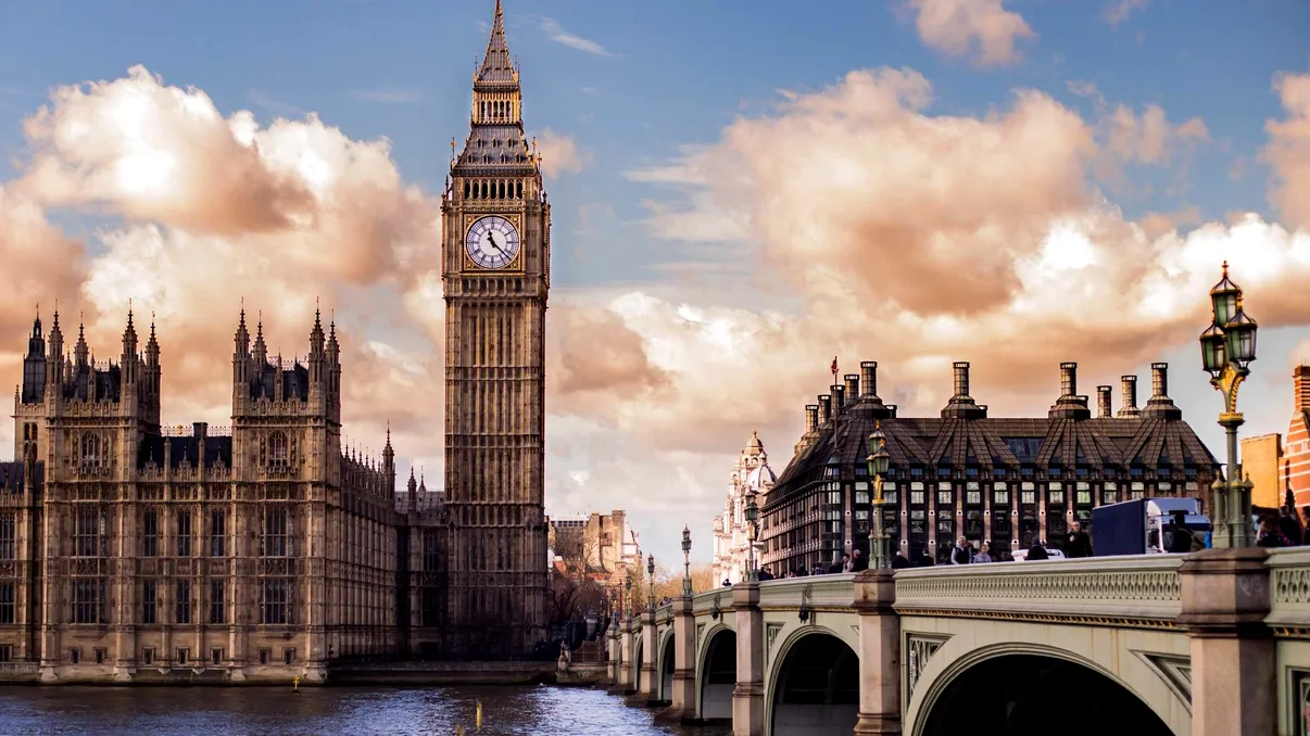 Topul celor mai moderne orașe din lume: Asia domină clasamentul, iar Europa rămâne cu un singur reprezentant