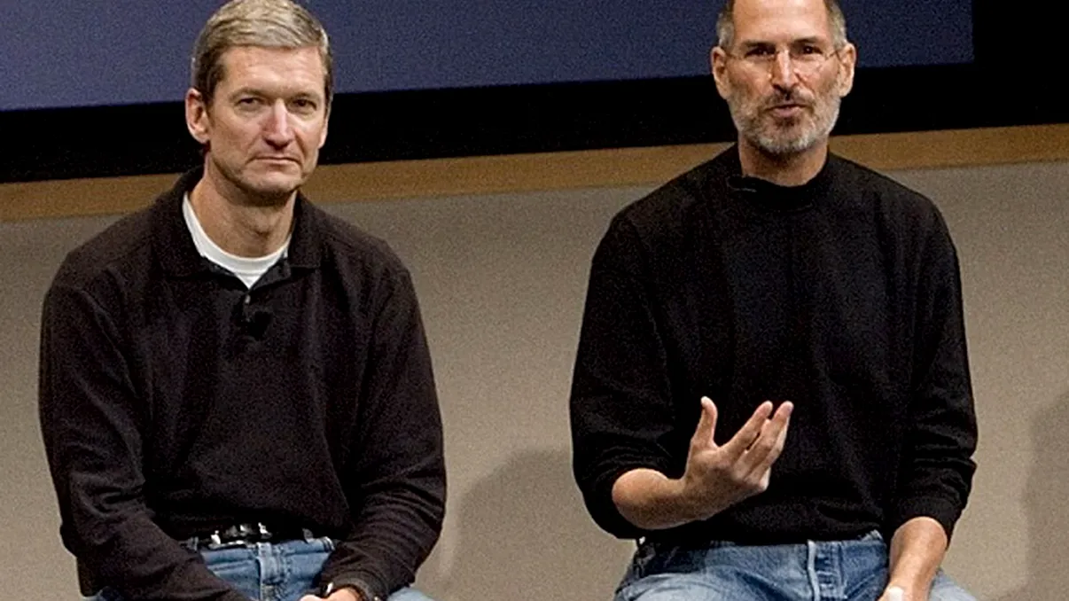 Apple se pregătește pentru un nou șef: retragerea lui Tim Cook deschide o nouă eră după Steve Jobs