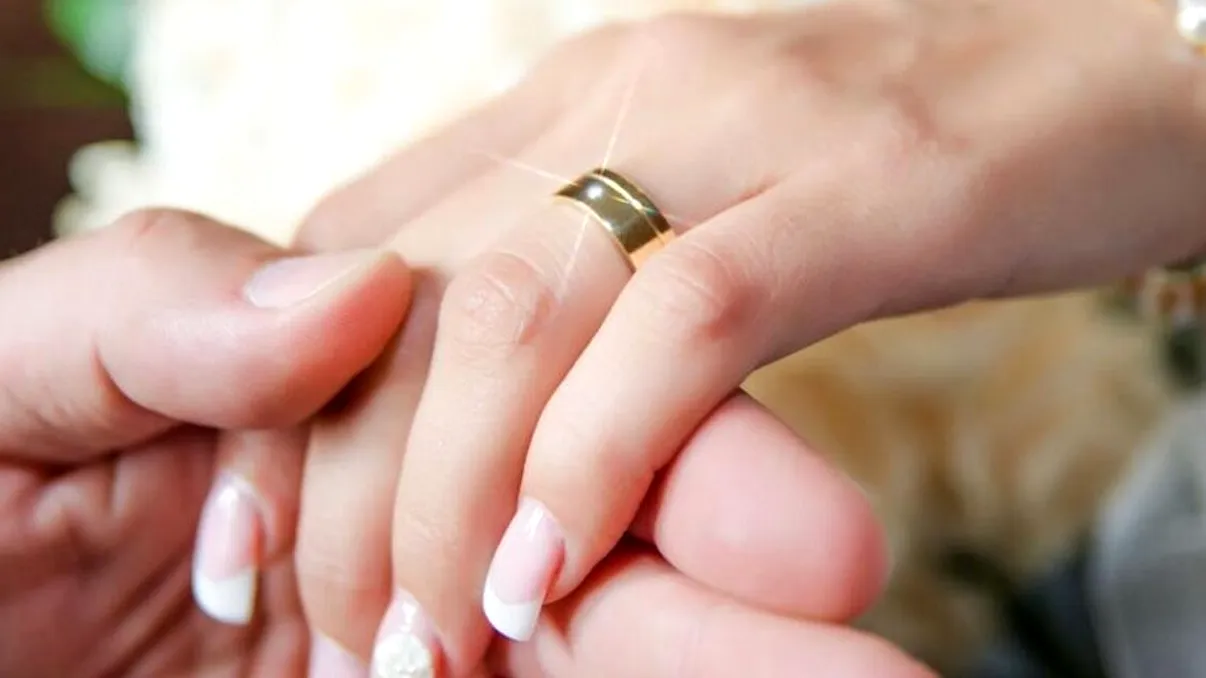 Bunurile devin comune după 5 ani de căsătorie? Explicaţia oficială