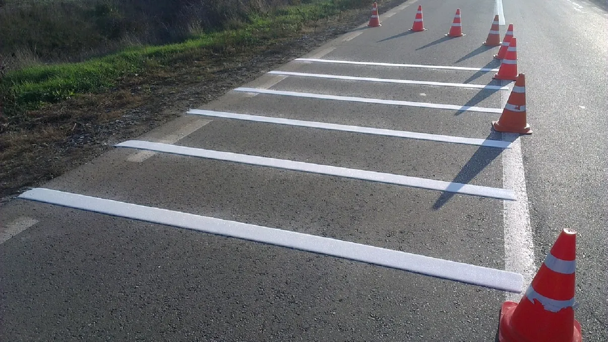 Care este rolul marcajelor rezonatoare? Mulţi şoferi nu ţin cont de ele