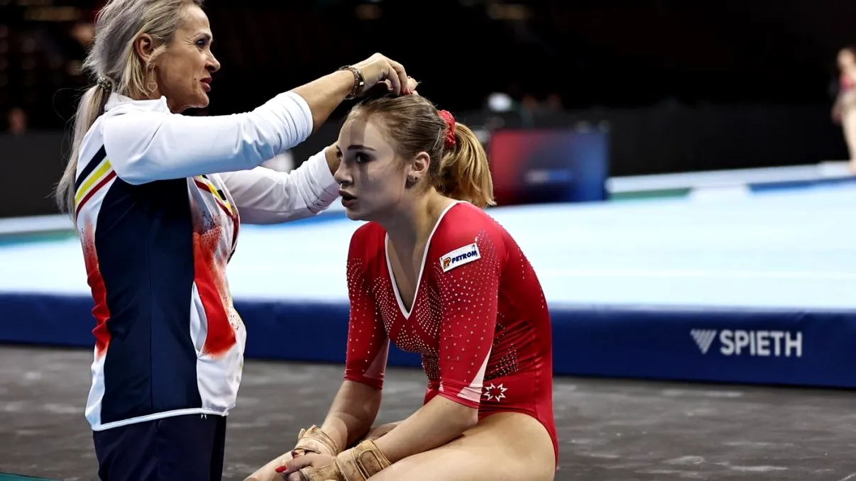 Imagini revoltătoare: antrenoarea Camelia Voinea şi-ar fi abuzat verbal propria fiică în sala de gimnastică. „Mami, nu mai pot”