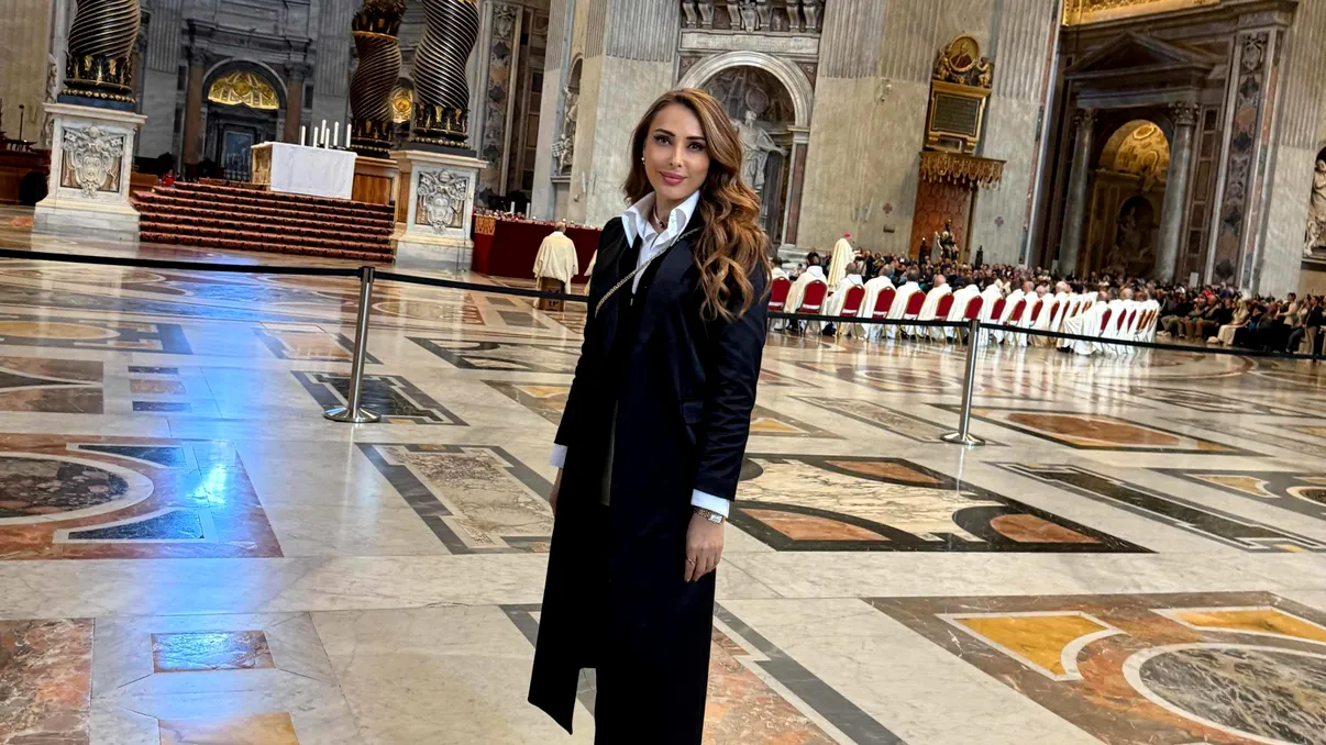 Iulia Vântur a cântat colinde în fața Papei Leon. Cum a ajuns vedeta să urce pe scena Vaticanului: „Am crezut că visez”