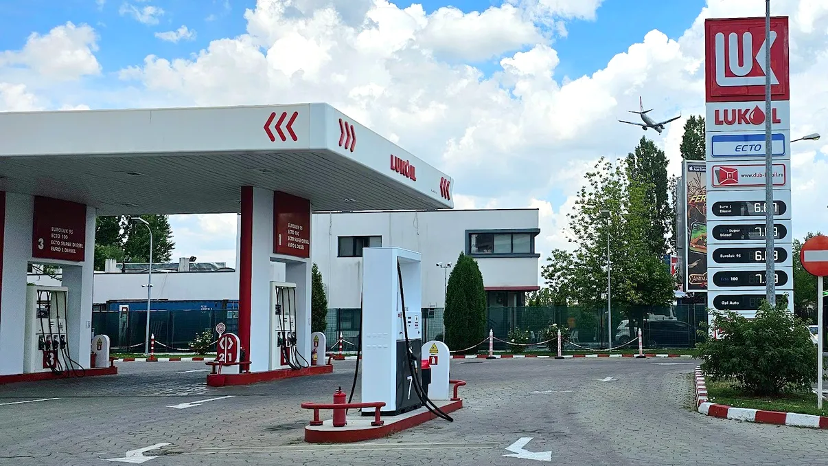 A apărut un nou cumpărător pentru activele Lukoil din străinătate, inclusiv din România. Termen limită 13 decembrie
