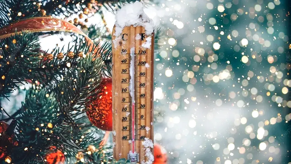 S-a schimbat prognoza meteo pentru Crăciun. Cum va fi vremea în luna decembrie, informații actualizate de la ANM