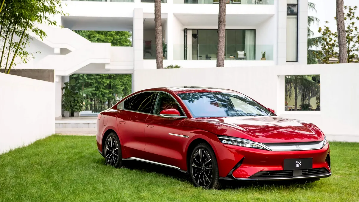 Românii, mari amatori de mașini din China. Numărul chinezăriilor din trafic s-a triplat într-un timp scurt