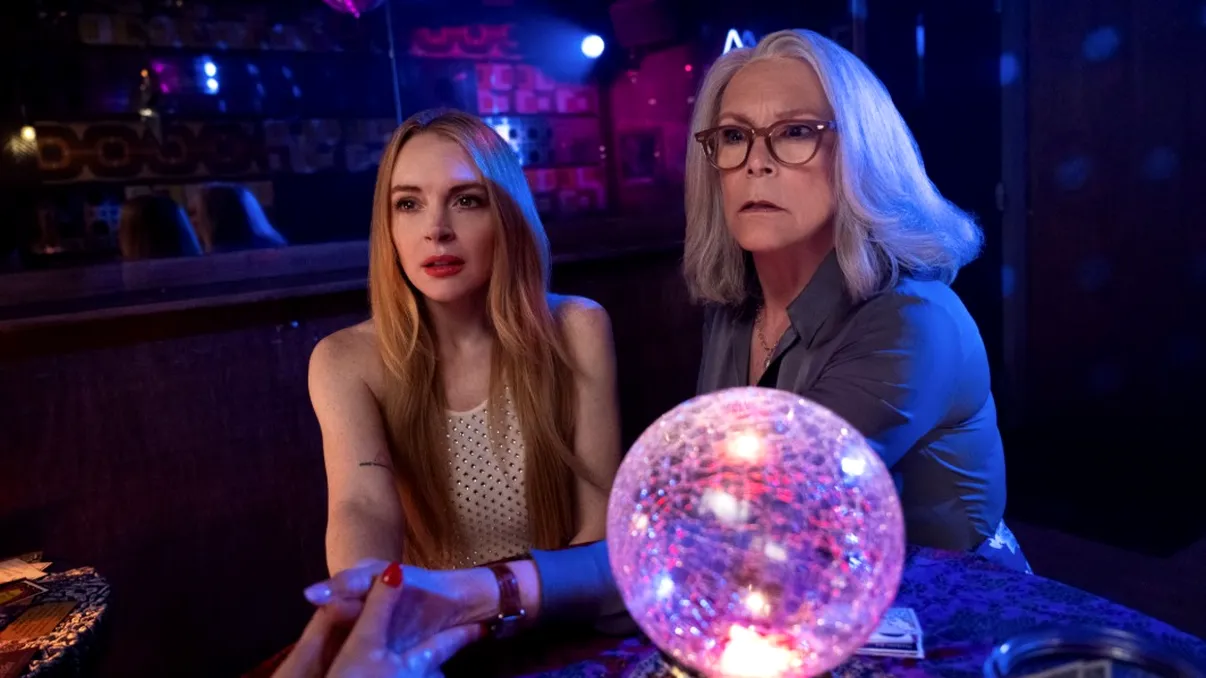 Filmul „Vinerea și mai trăznită” a ajuns pe Disney+: o nouă aventură magică pentru întreaga familie