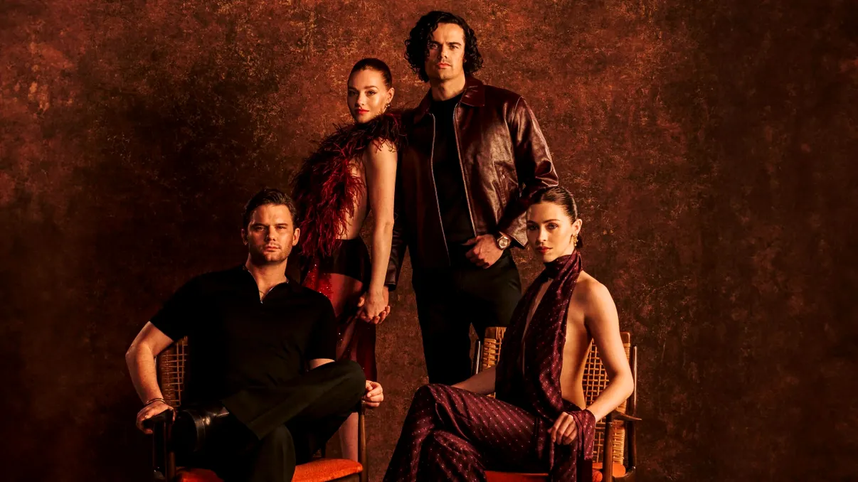 Revenire spectaculoasă în universul „Spartacus”. Lucy Lawless schimbă istoria în noul serial „House of Ashur”