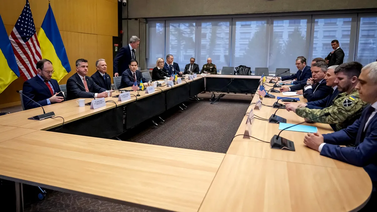 Ce conține contra-planul liderilor europeni la propunera lui Trump de pace în 28 de puncte. În primul rând, un scut „tip NATO” pentru Ucraina