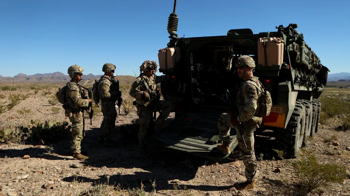 Uniunea Europeană pregătește un „Schengen militar” pentru deplasarea rapidă a trupelor și armelor. Planul va fi prezentat pe 19 noiembrie