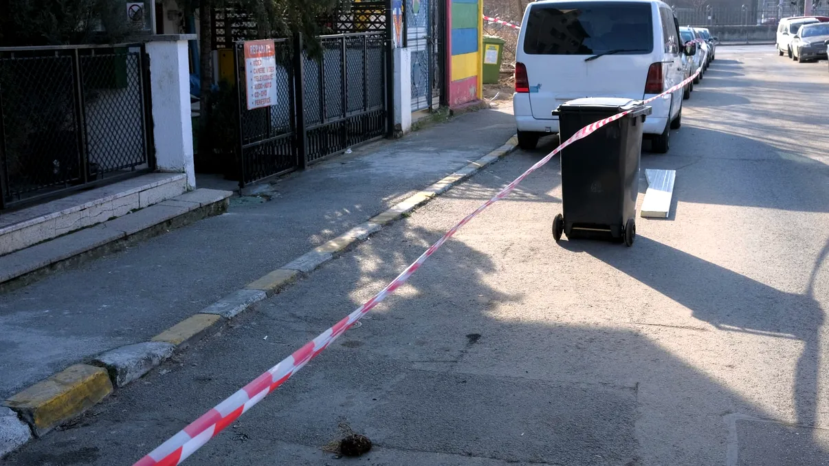 Amendă de până la 1.000 de lei pentru cei care blochează locurile de parcare cu obiecte în acest oraș din România