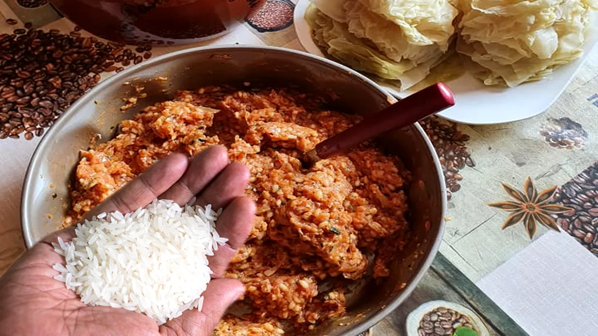 Câtă carne şi cât orez intră la 100 de sarmale: cum calculezi cantitatea exactă de fiecare dată